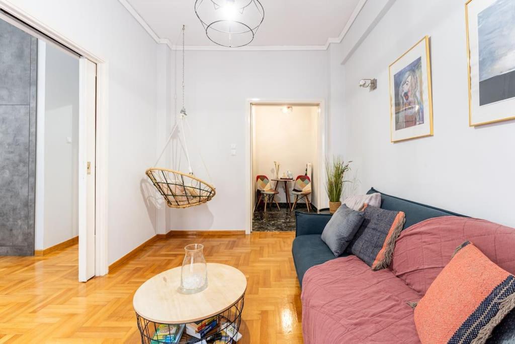 Downtown Cute Apt In The Heart Of Plaka Athena Bagian luar foto